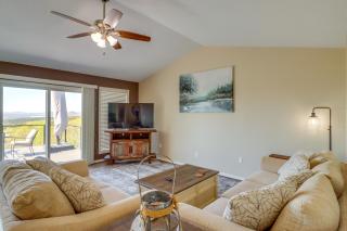 Charming Edgemont Home with Deck and Lake Views! - Fairfield Bay - 9