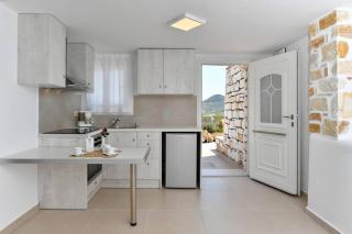 Irini's house with Jacuzzi - Prodromos Paros - 2