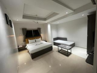 Hotel Gulmohar - Parbhani - 4