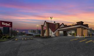 Red Roof Inn and Suites Newark - University - Newark - 5