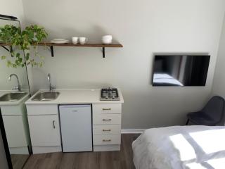 SOLAR POWERED - Heart of Constantia2 - 4