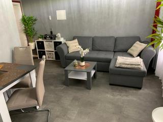 Exklusive Stadtwohnung am Elbradweg: Best-Preis-FEWO Rathausblick 1 für max. 3 Pers. inkl. WLAN, Prime Video & Self Check-In - Wittenberge - 7