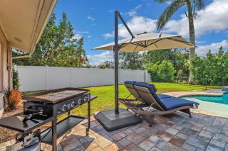 Pool Home Near Downtown, 5th Ave, Beaches & Pier - Naples - 3