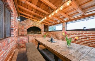 Pet Friendly Home In Kapela With Sauna - Kapela - 2