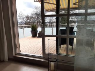 Ferienwohnung mit Seeblick und PKW Abstellplatz am Haus - Überlingen - 2