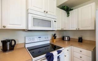 #459-Large 5 Bed Villa with Private Pool and Spa, Not Overlooked at Rear - Davenport - 4
