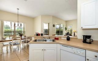 #459-Large 5 Bed Villa with Private Pool and Spa, Not Overlooked at Rear - 3
