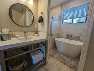 New Modern Home-Valley View-Central - Camino - 9