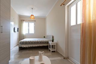 Matina's studio - Poros - 6