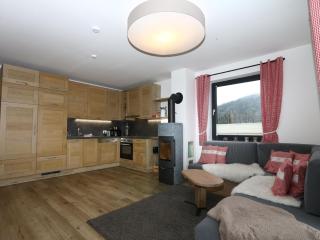 Chalet Alpenzauber mit beheiztem Pool, Inzell - Inzell - 1