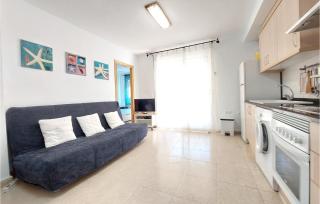 Gorgeous Apartment In Playa De Moncofa - 6
