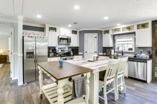 Charming Perry Home about 2 Mi to the Gulf! - Perry - 9
