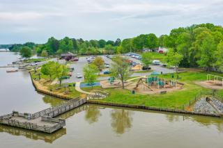 North Carolina Retreat - Deck, Grills and Lake Views - High Point - 8