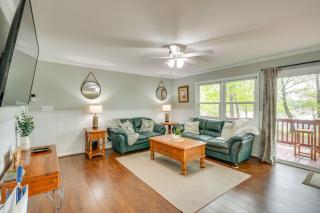 North Carolina Retreat - Deck, Grills and Lake Views - High Point - 6