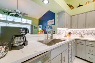 Lanai and Grill Sunny Home Near Rainbow Springs! - Dunnellon - 2