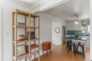 Luxury Beach House. Pool/Hot Tub! Walk to Beach! - Carlsbad - 1