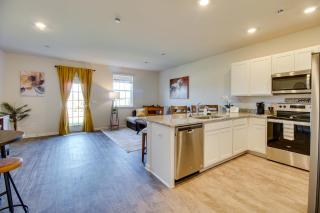 Charming Townhome Less Than 1 Mi to Zoo and Luray Caverns! - Luray - 1