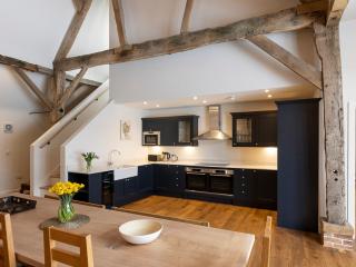 Hatchers Barn - Uk42080 - East Garston - 8