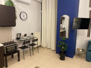 STUDIO 9 - 5