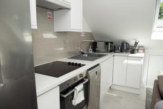 Walnut Flats-F3, 1-Bedroom with Stunning Garden View, AC, Parking, Netflix, WIFI - Close to Oxford, Bicester & Blenheim Palace - Kidlington - 7