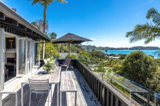 Black Bach - Stay Waiheke - Onetangi - 9
