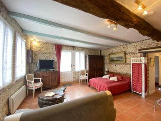 Cottage near Étretat Cliffs with Private Garden - 6