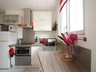 La Bourboule : Agréable T2 avec Terrasse, Balcon et Wifi - Proche Centre et Thermes - FR-1-608-245 - La Bourboule - 9