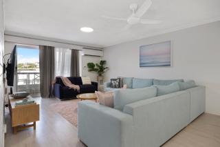 Luna Blu & The Beach Loft Yeppoon- Private Apartments - 6