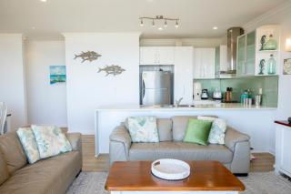 Shearwaters Apartment Waterfront Accomodation - Penneshaw - 6