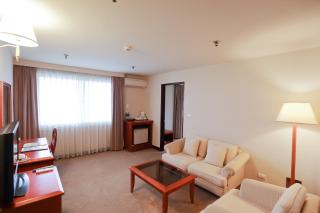 Jiuwu Hotel - Luodong - 8