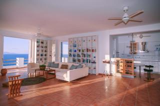 Villa Delfini - Ano Syros - 8