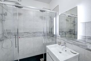 Virgo Suite Apartment - Desenzano del Garda - 3