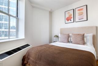 FiDi 1br w lounge gym nr Freedom Tower NYC-1138 - 3