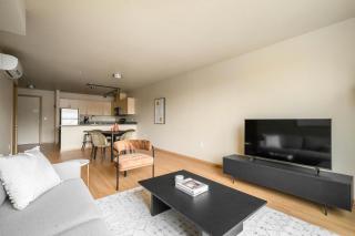 Queen Anne 1br w gym wd lounge roof deck SEA-567 - 9