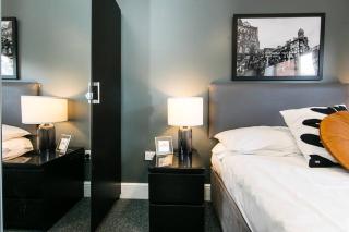 Top Floor 2 Bedroom Penthouse - Manchester - 5