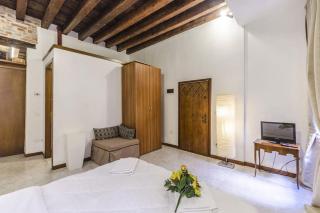 Sweet Suite - Venice - 4