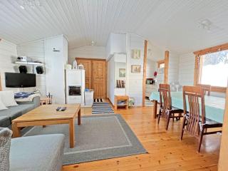 Paritalomökki Lomariihi 10 - Muurame - 9