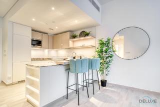 Opulent 1BR at Belgravia Tower JVC by Deluxe Holiday Homes - Dubai - 9