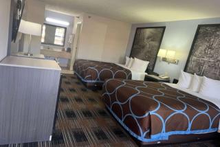 Super 8 by Wyndham Covington - Covington - 2