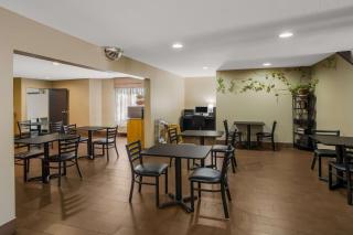 SureStay Plus by Best Western Mesa Superstition Springs - Mesa - 5