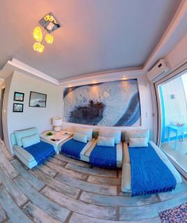 Deluxe Beach Front Apartment - Haraki - 7
