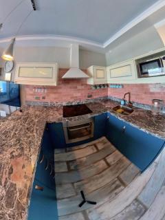 Deluxe Beach Front Apartment - Haraki - 2