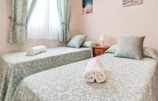2 Bedroom Lovely Apartment In Chipiona - Chipiona - 2