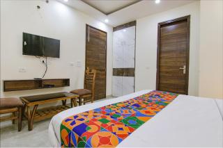 FabHotel Waypoint Inn - 5