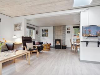 Holiday Home Harthe - 800m from the sea by Interhome - 7