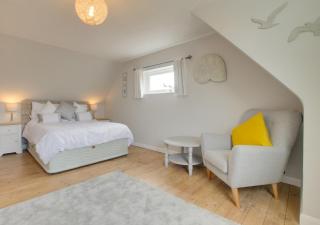 Fallowfield - Reydon - 3