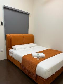 The Neighbour KKB - Rooms with shared bathroom - Whole unit has 4 rooms - 4