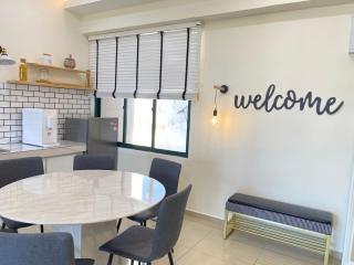 Gracious ~ Walking Distance to SEE, SHOP and EAT - Malakka - 7