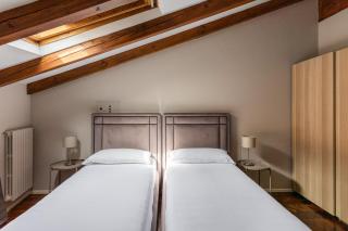 Wooden design Apartment by Wonderful Italy - 7