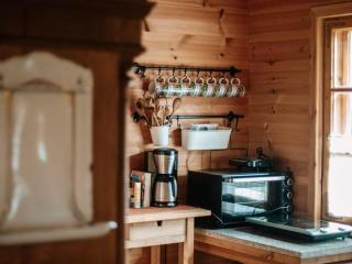 Large, atmospheric cottage in the countryside - 1